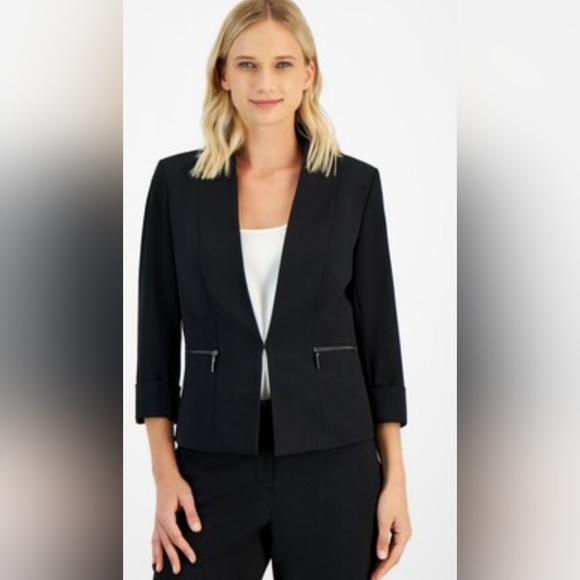Halogen Jackets & Blazers - Halogen Women's Black Suit Jacket